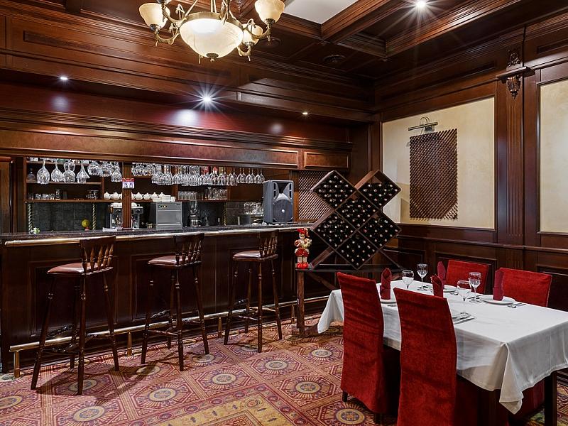 Корона Клуб Отель