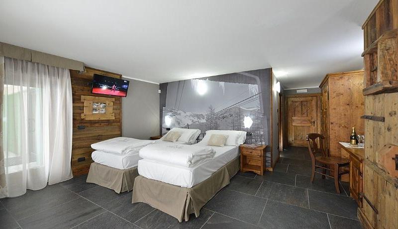 Mollino Rooms
