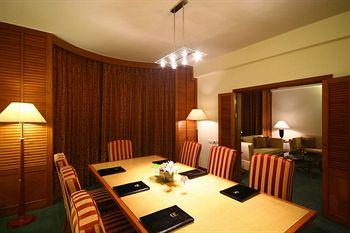 Century Park Hotel