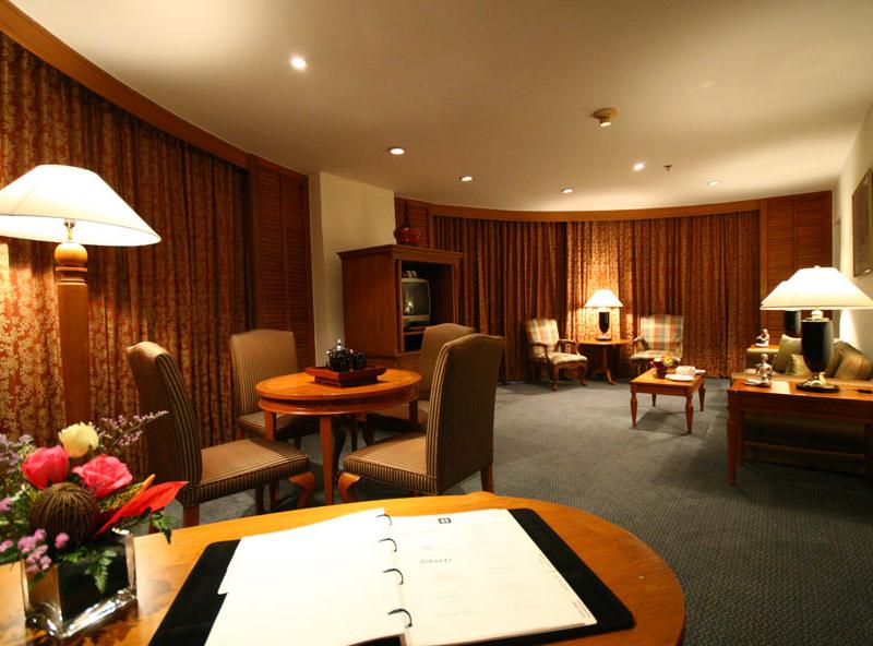Century Park Hotel