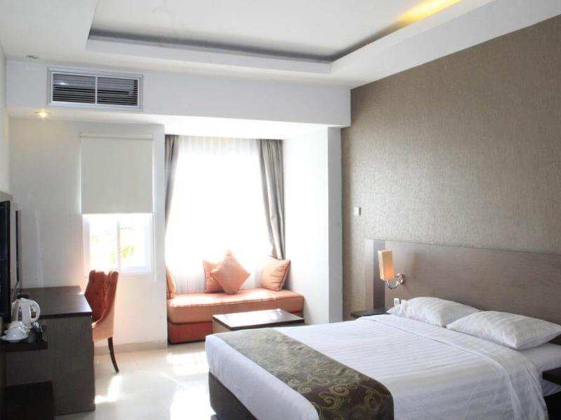 Lorin New Kuta Hotel