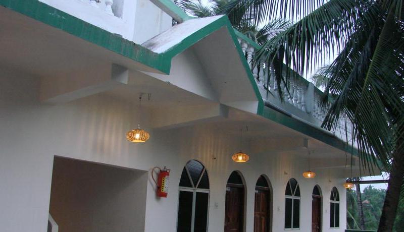 Mandrem Retreat Beach Resort