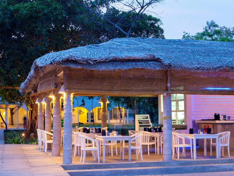 Trinco Blu by Cinnamon