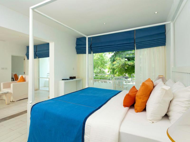 Trinco Blu by Cinnamon