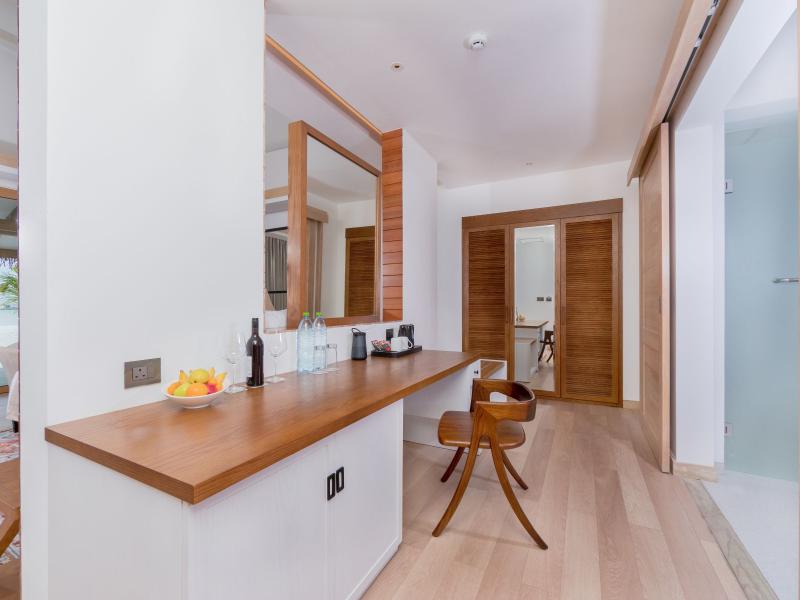 Cinnamon Hakuraa Huraa Maldives