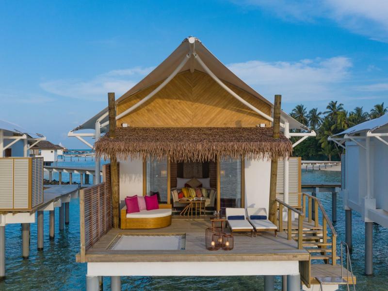 Cinnamon Hakuraa Huraa Maldives