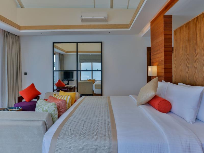 Cinnamon Hakuraa Huraa Maldives