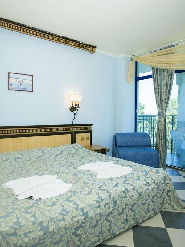 Chaika Beach Complex - Chaika Resort