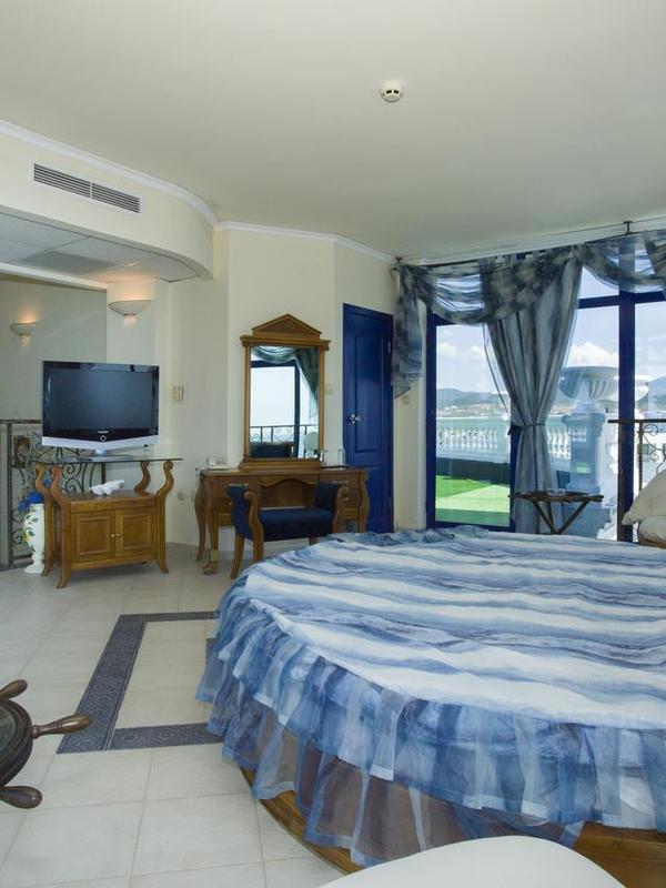 Chaika Beach Complex - Chaika Resort