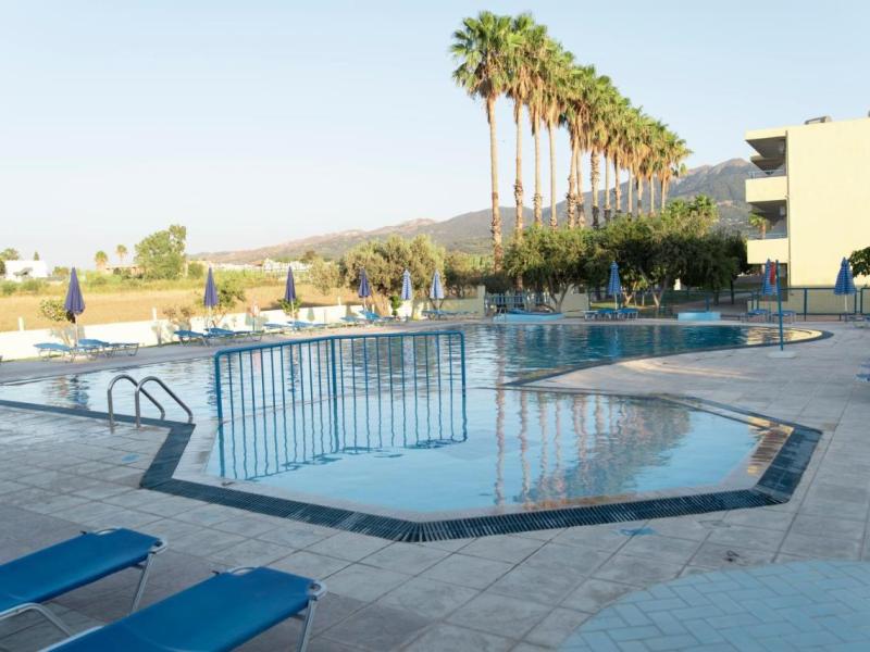 Oasis Tigaki Hotel