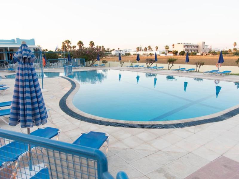 Oasis Tigaki Hotel