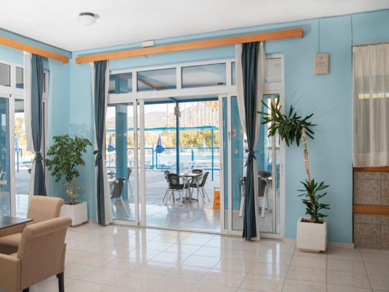 Oasis Tigaki Hotel