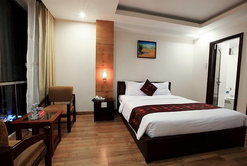 Carina Hotel