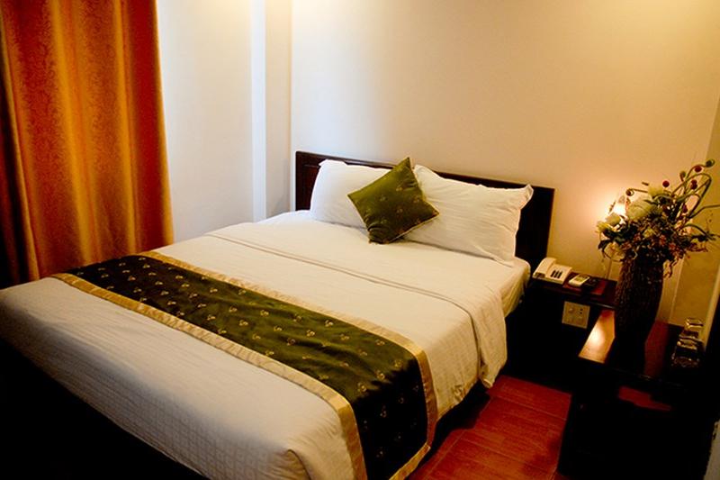 Carina Hotel