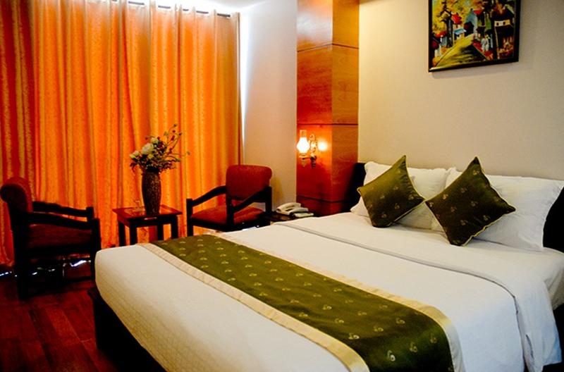 Carina Hotel
