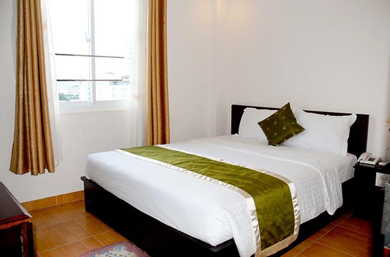 Carina Hotel