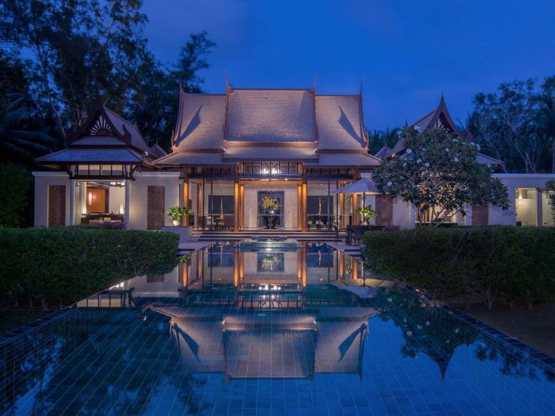 Double Pool Villas by Banyan Tree