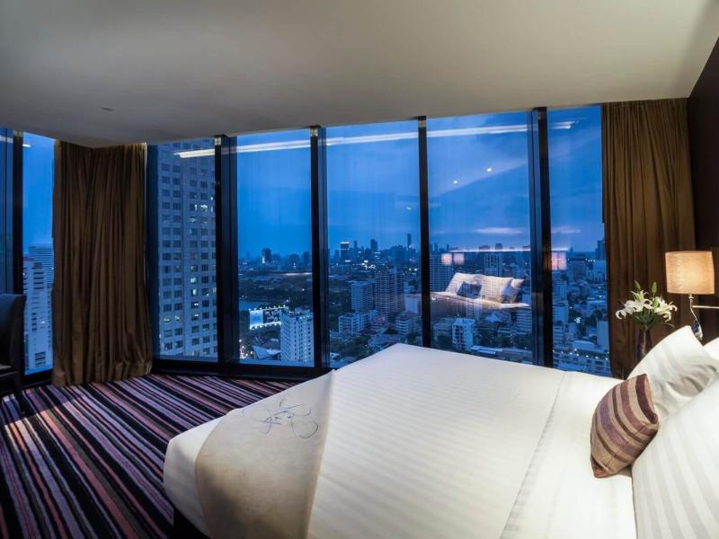 The Continent Hotel Bangkok
