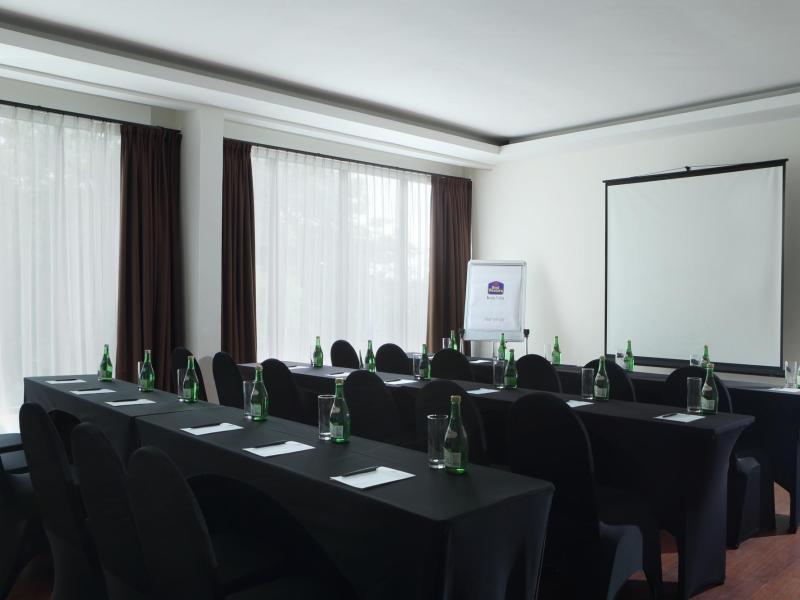 Best Western Kuta Villa