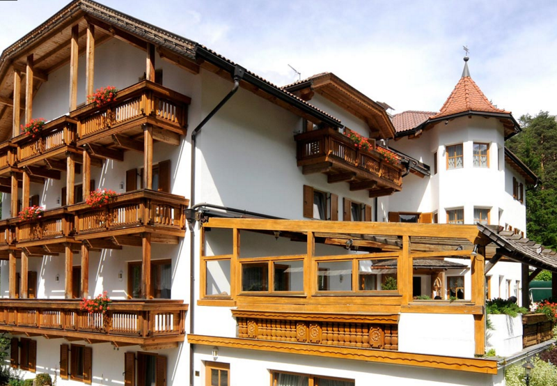 Chalet Corso (San Vigilio di Marebbe)