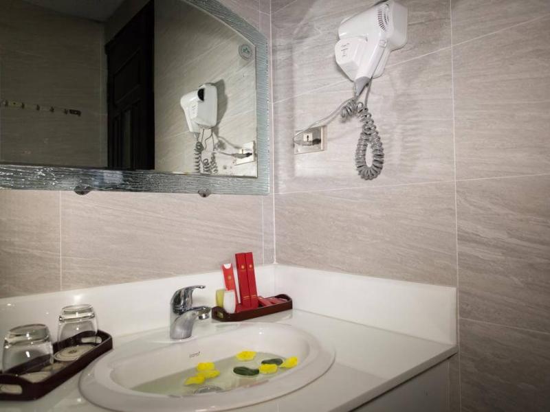 Adina Hotel