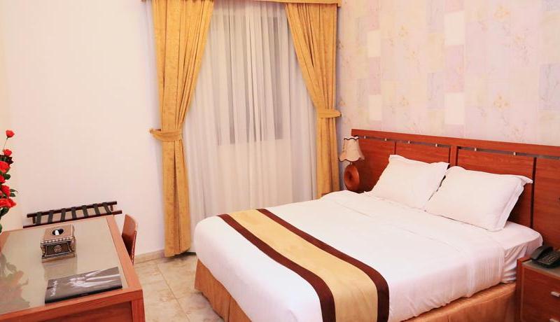 Arcadia Hotel Suites