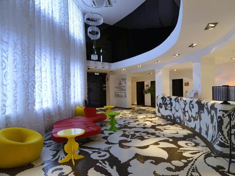 Matreshka Plaza
