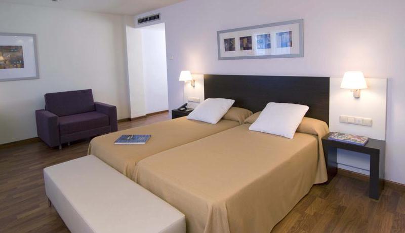 Hotel Vora Fira
