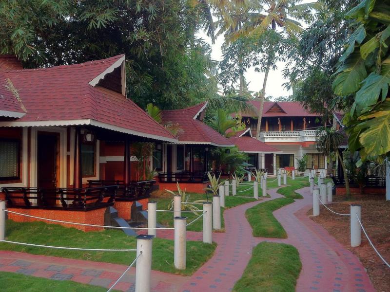 Clafouti Beach Resort