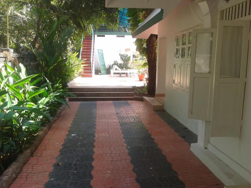 Raja Park Beach Resort (Varkala)