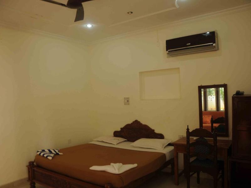 Raja Park Beach Resort (Varkala)