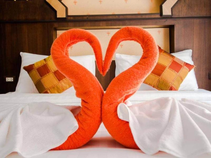 Panomporn Patong Place