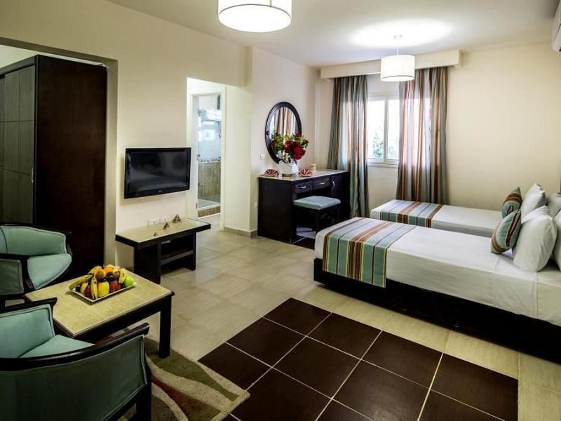 El Karma Aqua Beach Resort