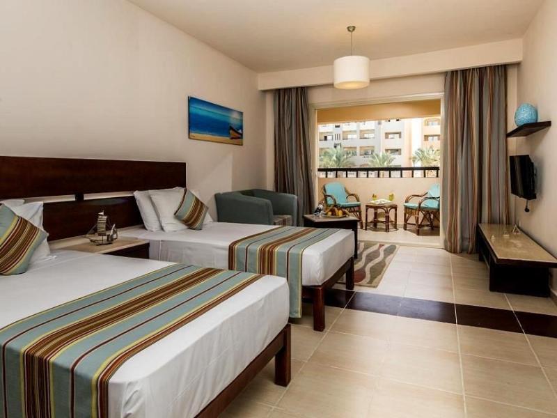 El Karma Aqua Beach Resort