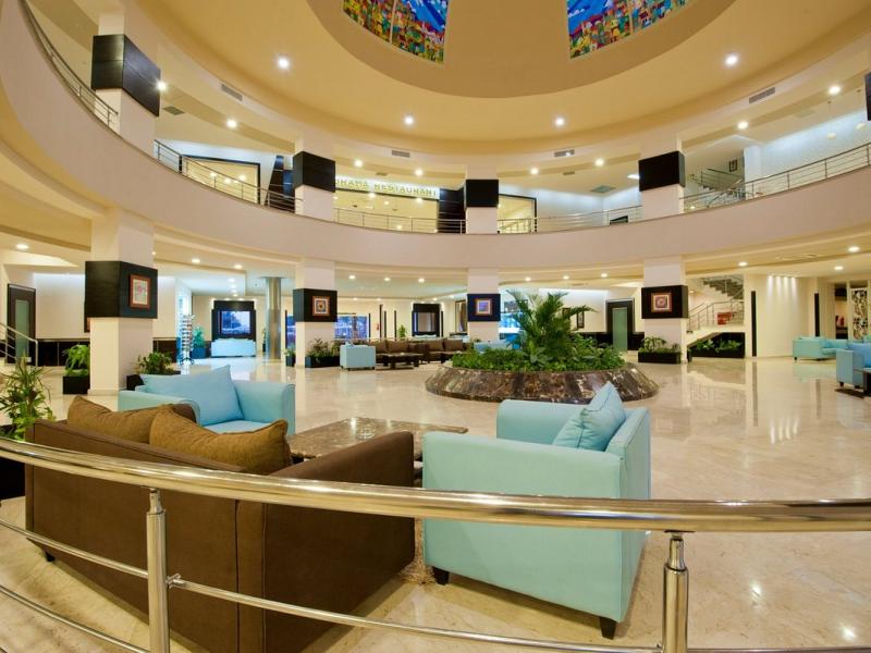 El Karma Aqua Beach Resort