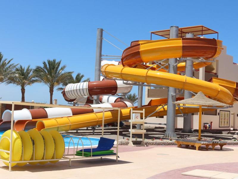 El Karma Aqua Beach Resort