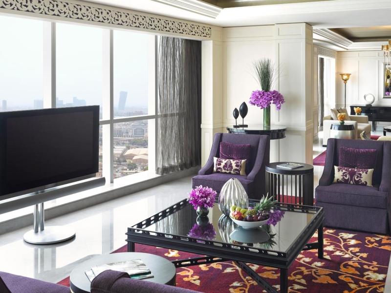 Dusit Thani Abu Dhabi