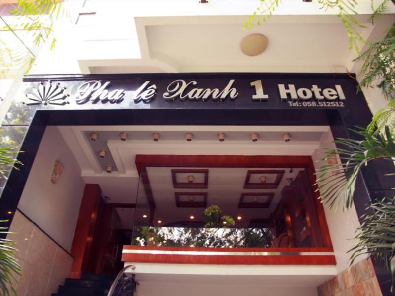 Pha Le Xanh I Hotel