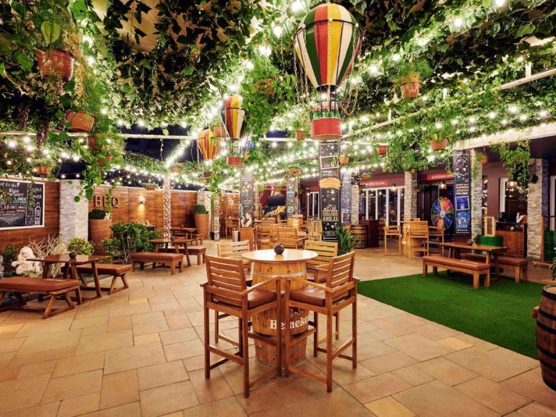 Movenpick Hotel Jumeirah Lakes Tower