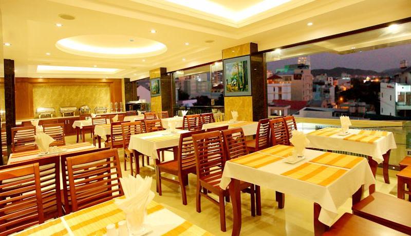 Golden Sand Hotel