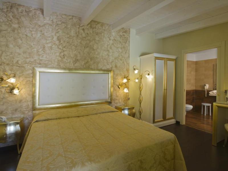 Viktoria Palace Hotel