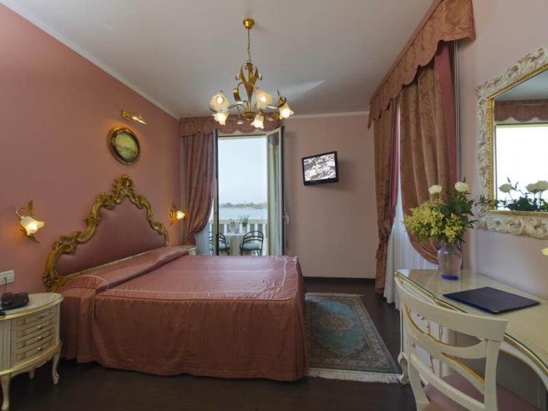 Viktoria Palace Hotel