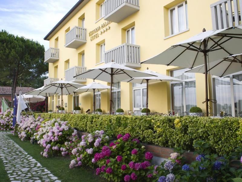 Viktoria Palace Hotel