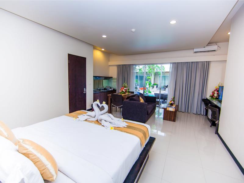 The Sunset Mansion Seminyak