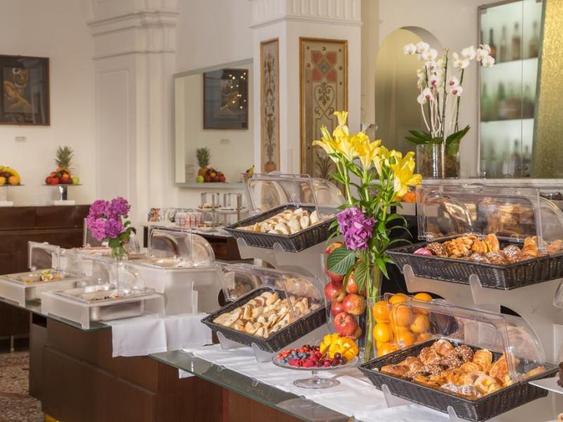 Maison Roma Piazza di Spagna | UNA Esperienze