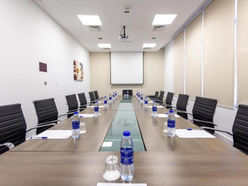 Premier Inn Abu Dhabi International Airport