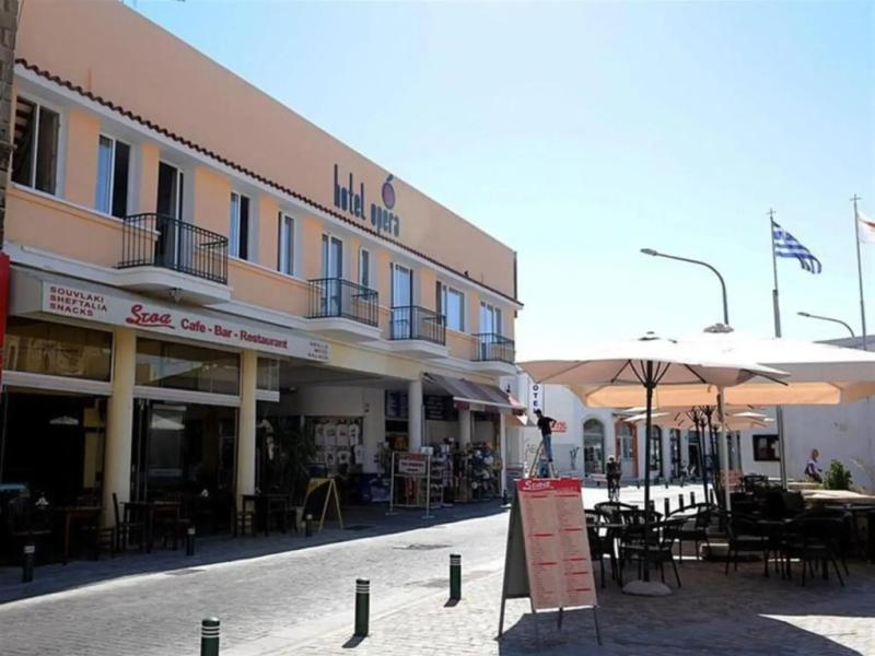 Hotel Opera