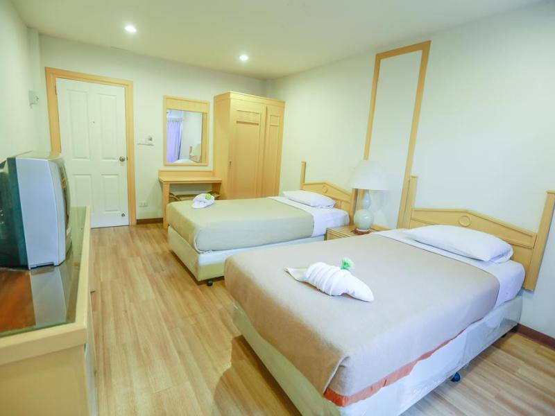 Deeden Pattaya Resort