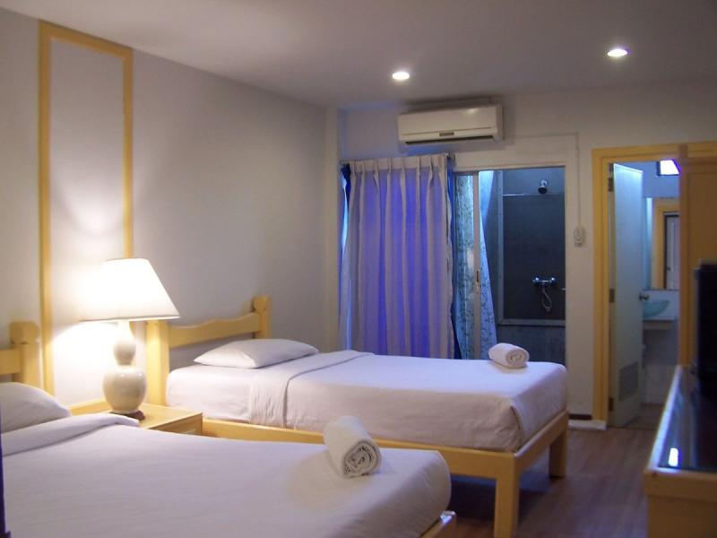 Deeden Pattaya Resort