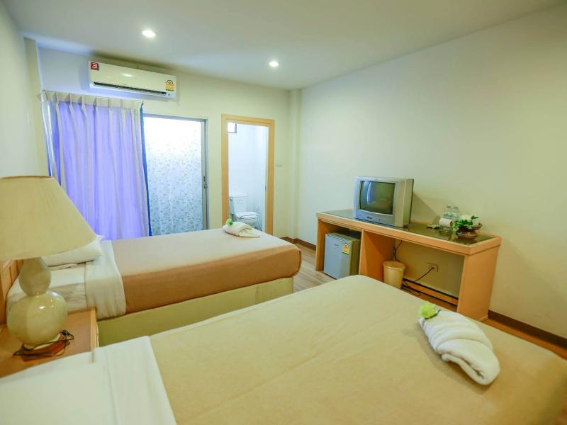 Deeden Pattaya Resort